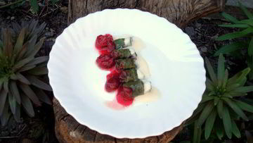 Рецепт Мини-голубцов с вино-вишневым соусом