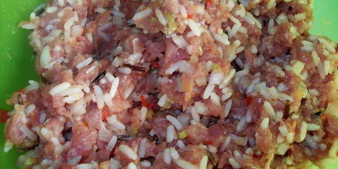 Рецепт мини-голубцов в одежке из кабачков