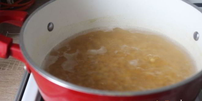 Рецепт горохова-картофельного пюре с жареным луком