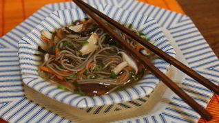 Рецепт Гречневой лапши с грибами и морской капустой