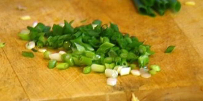 Рецепт гречневой лапши с грибами и морской капустой