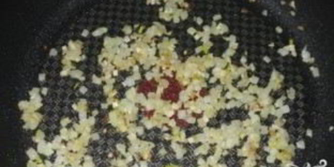 Рецепт гречневой лапши со свининой