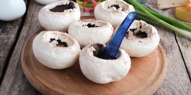 Рецепт фаршированных шампиньонов с ветчиной