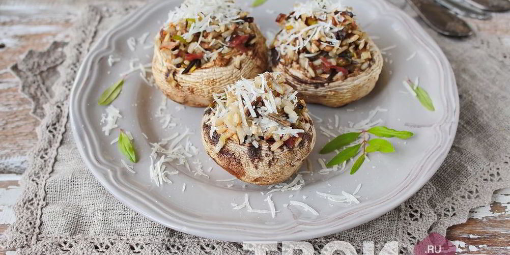 Как приготовить грибы, фаршированные рисом