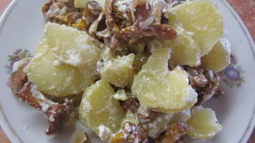 Рецепт Грибов с картошкой в сметане