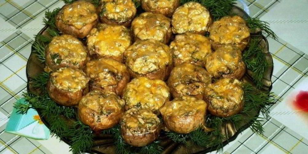 Как приготовить грибов, запеченных с сыром в духовке