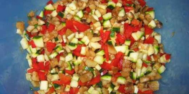 Рецепт шампиньонов фаршированных цуккини и сыром