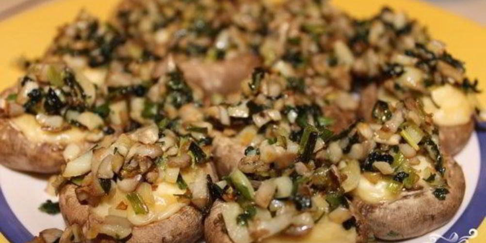 Как приготовить шампиньонов, запеченных с сыром