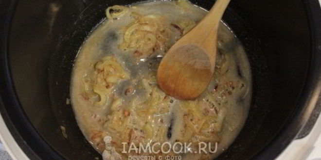 Рецепт тушеных грибов в мультиварке