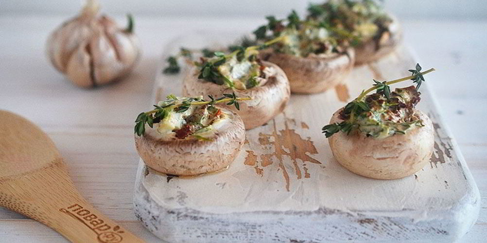 Как приготовить вегетарианские фаршированные грибочки