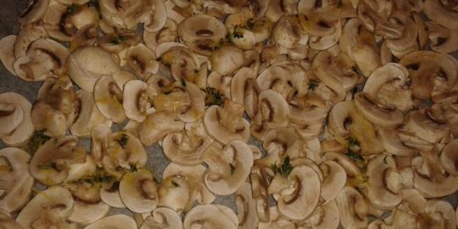 Рецепт запеченных грибов в лимоне и тимьяне