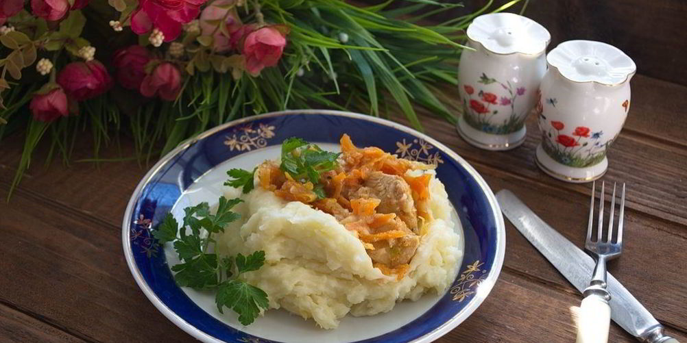 Как приготовить гуляш из индейки с картошкой