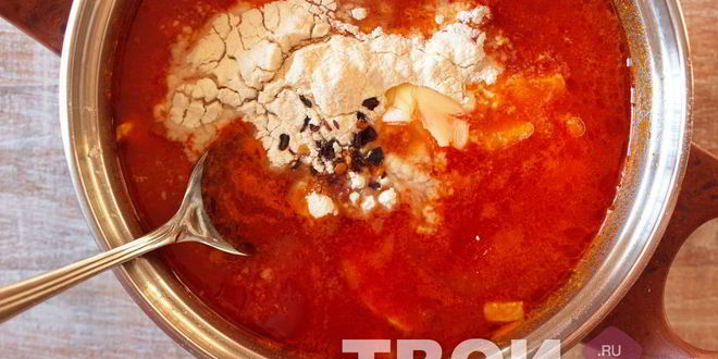 Рецепт гуляша из курицы с подливкой