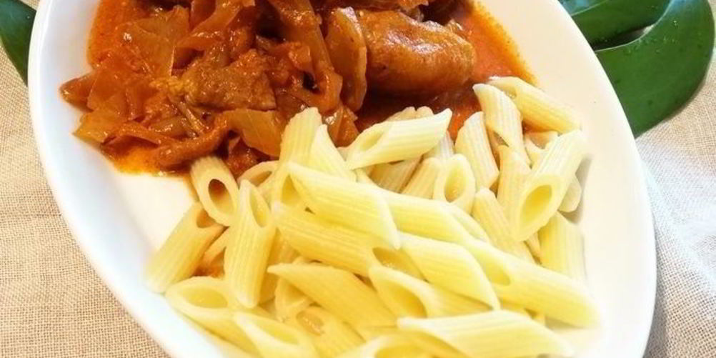 Как приготовить гуляш из курицы со свежей капустой