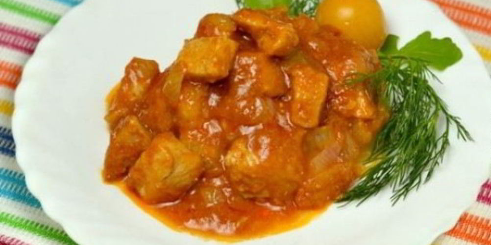 Как приготовить гуляш из свинины на сковороде