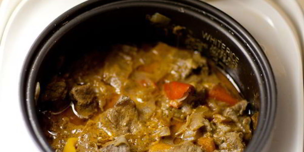 Как приготовить гуляш в мультиварке