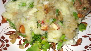 Рецепт Картофельного пюре в остром соусе с орехами