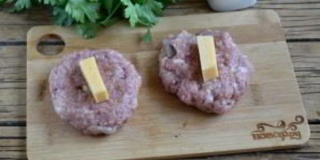 Рецепт котлет из фарша с начинкой