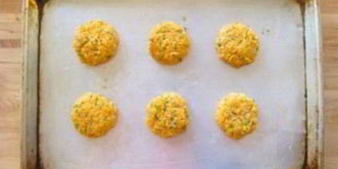 Рецепт котлет из лосося с луком