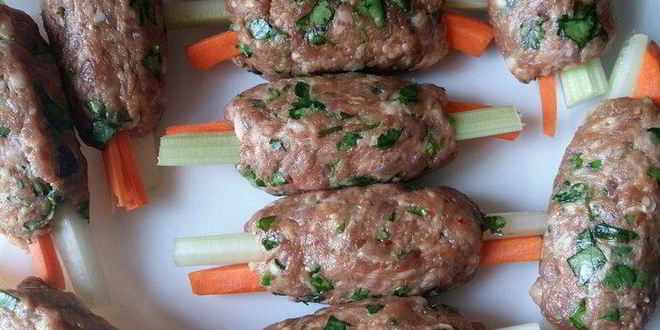 Рецепт котлет по-корейски на подушке из риса с овощами