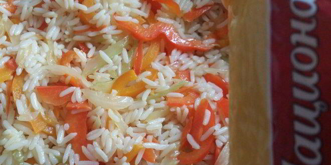 Рецепт котлет по-корейски на подушке из риса с овощами