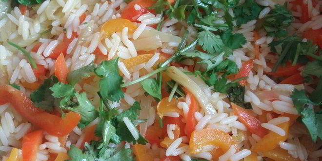 Рецепт котлет по-корейски на подушке из риса с овощами