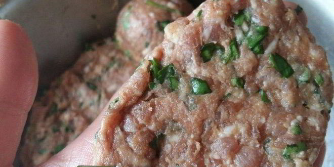 Рецепт котлет по-корейски на подушке из риса с овощами