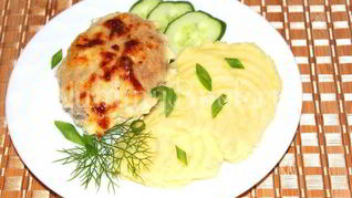 Рецепт Котлет под сырным соусом