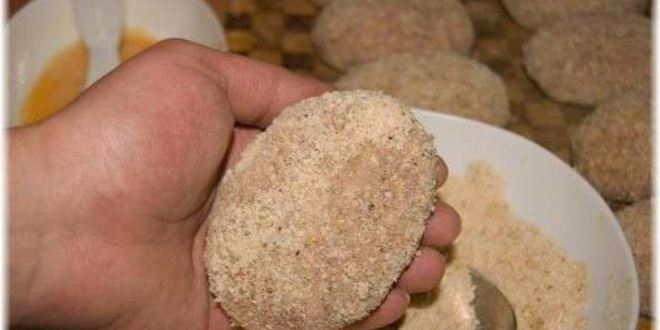 Рецепт котлет с пармезановой корочкой