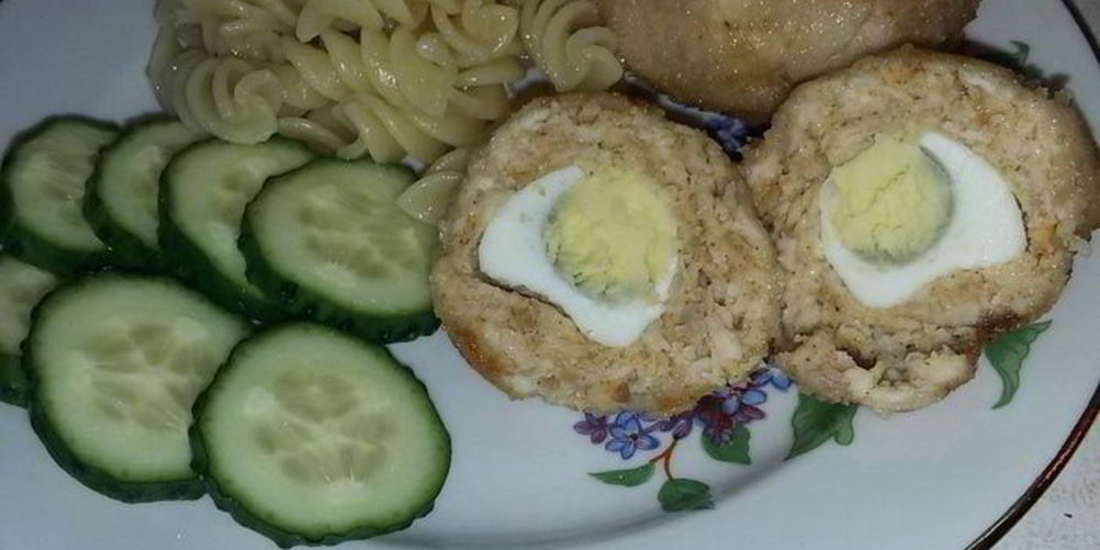 Как приготовить куриные котлеты с яйцом