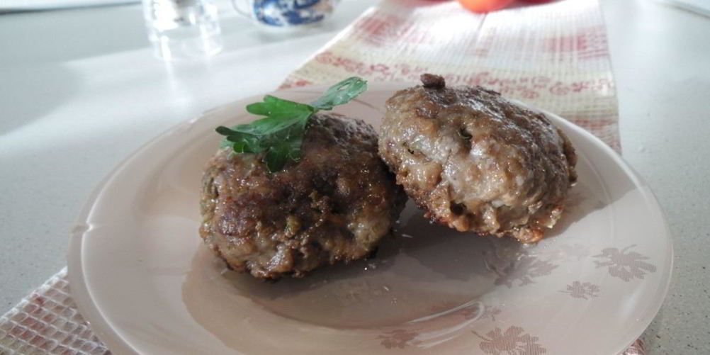 Как приготовить мясные котлеты