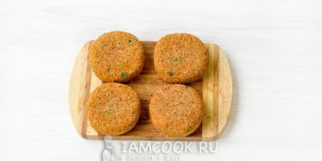 Рецепт постных морковных котлет в панировочных сухарях