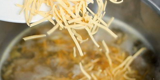 Рецепт куриной лапши с потрохами