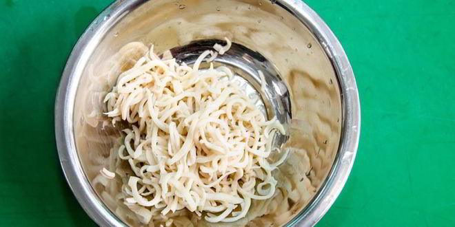 Рецепт лапши из кальмаров в кисло-сладком соусе