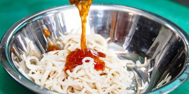 Рецепт лапши из кальмаров в кисло-сладком соусе