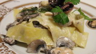 Рецепт Лапши с морепродуктами и грибами