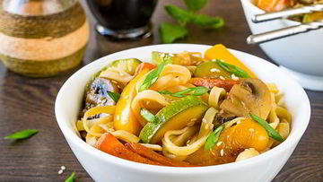 Рецепт Лапши с овощами и соевым соусом