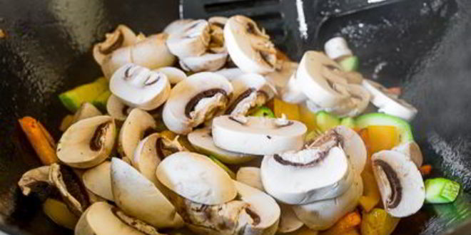 Рецепт лапши с овощами и соевым соусом