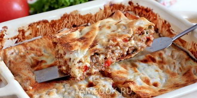 Рецепт лазаний из лаваша с фаршем и сметанным соусом