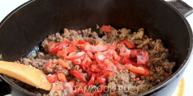 Рецепт лазаний из лаваша с фаршем и сметанным соусом