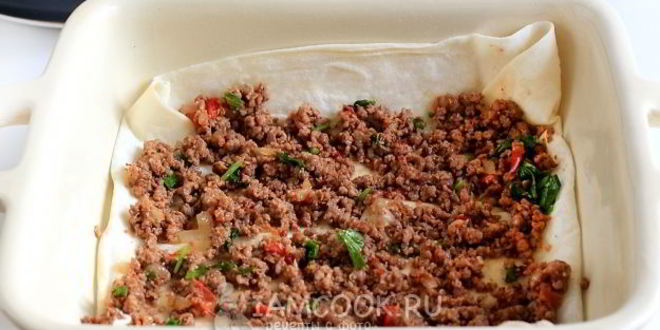 Рецепт лазаний из лаваша с фаршем и сметанным соусом