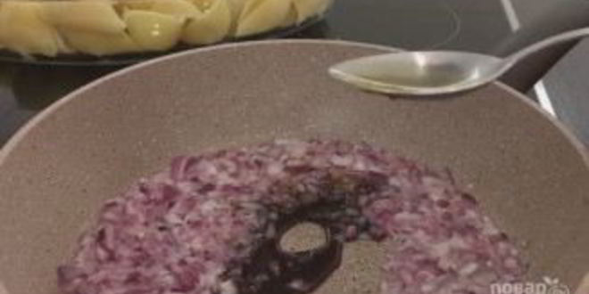 Рецепт фаршированных макарон ракушки под соусом бешамель