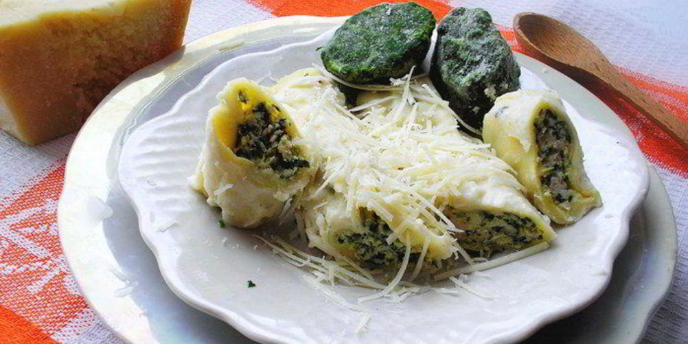 Как приготовить каннелони с курицей и шпинатом