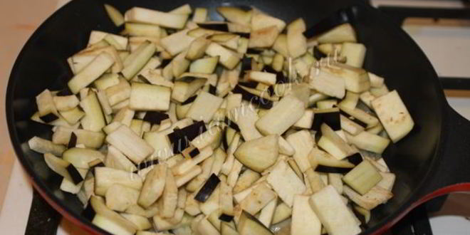 Рецепт макарон с баклажанами и помидорами