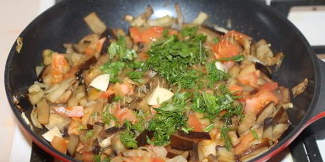 Рецепт макарон с баклажанами и помидорами