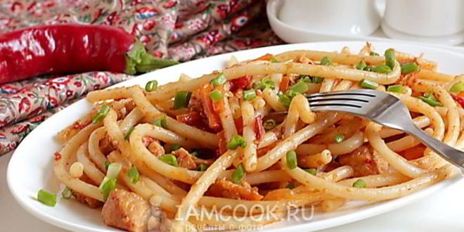 Рецепт макарон с куриным филе и овощами