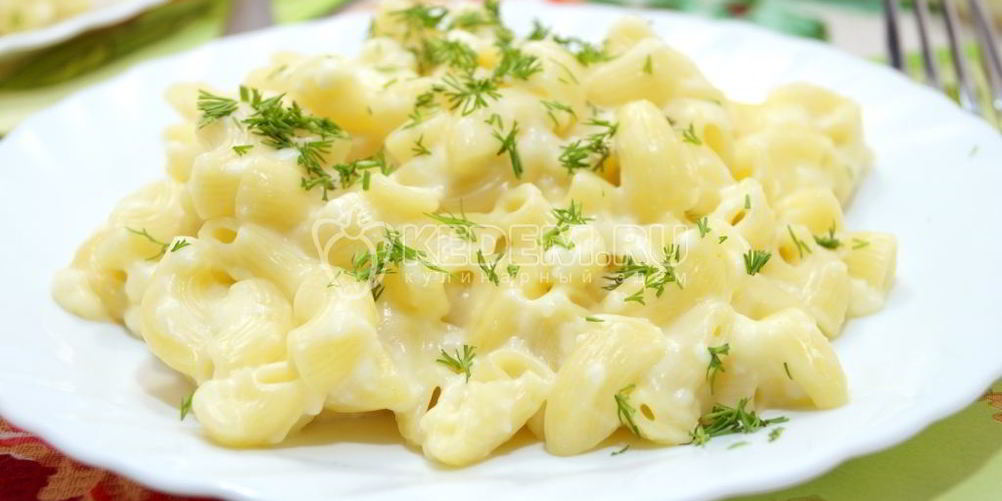 Как приготовить макароны в сырном соусе