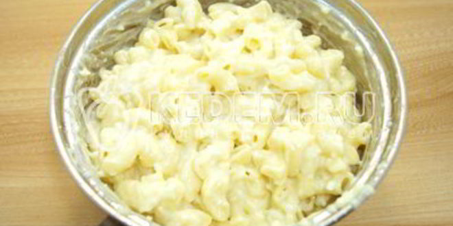 Рецепт макарон в сырном соусе