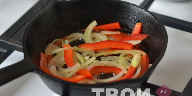 Рецепт пасты с бальзамическим перцем и луком