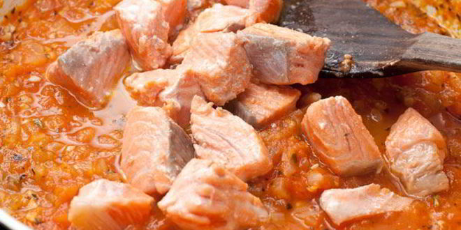 Рецепт пасты с семгой и креветками